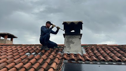 RAMONEURS DU VAR - PRUDHOMME MALCOM, Ramoneur au Muy