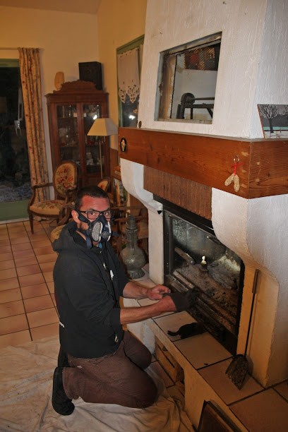 Bellecôte Ramonage, Ramoneur à Landry